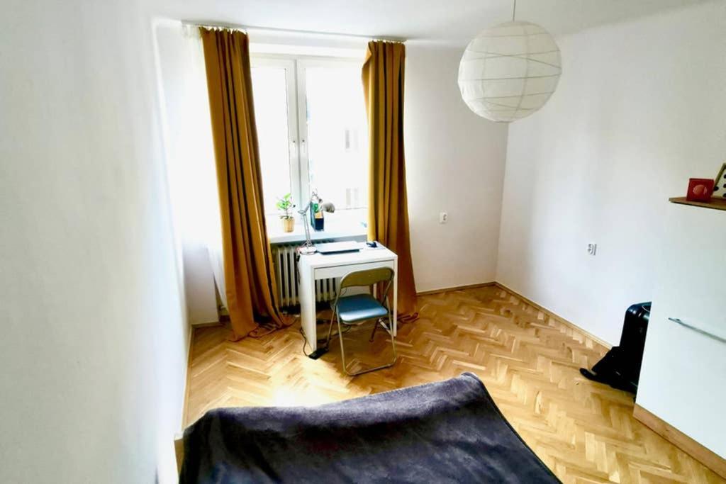Sunshine Parkside Hideaway - 3 Bedroom - By Upstairs Krasków Εξωτερικό φωτογραφία