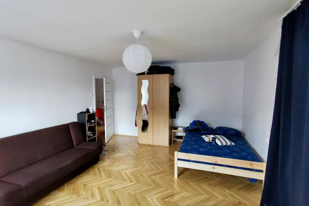 Sunshine Parkside Hideaway - 3 Bedroom - By Upstairs Krasków Εξωτερικό φωτογραφία